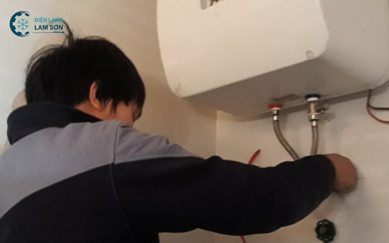 Dịch vụ sửa bình nóng lạnh tại nhà uy tín